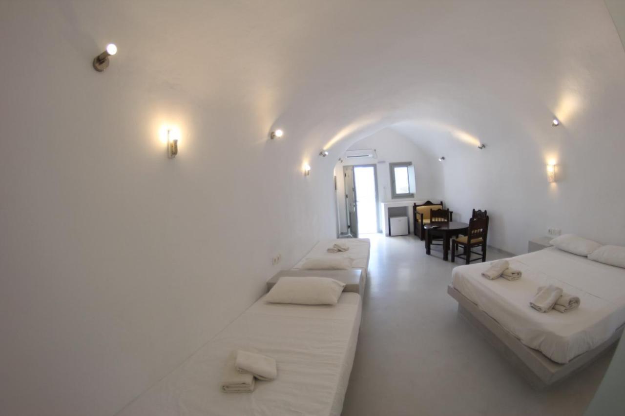 ثيرا Calm Center Rooms المظهر الخارجي الصورة