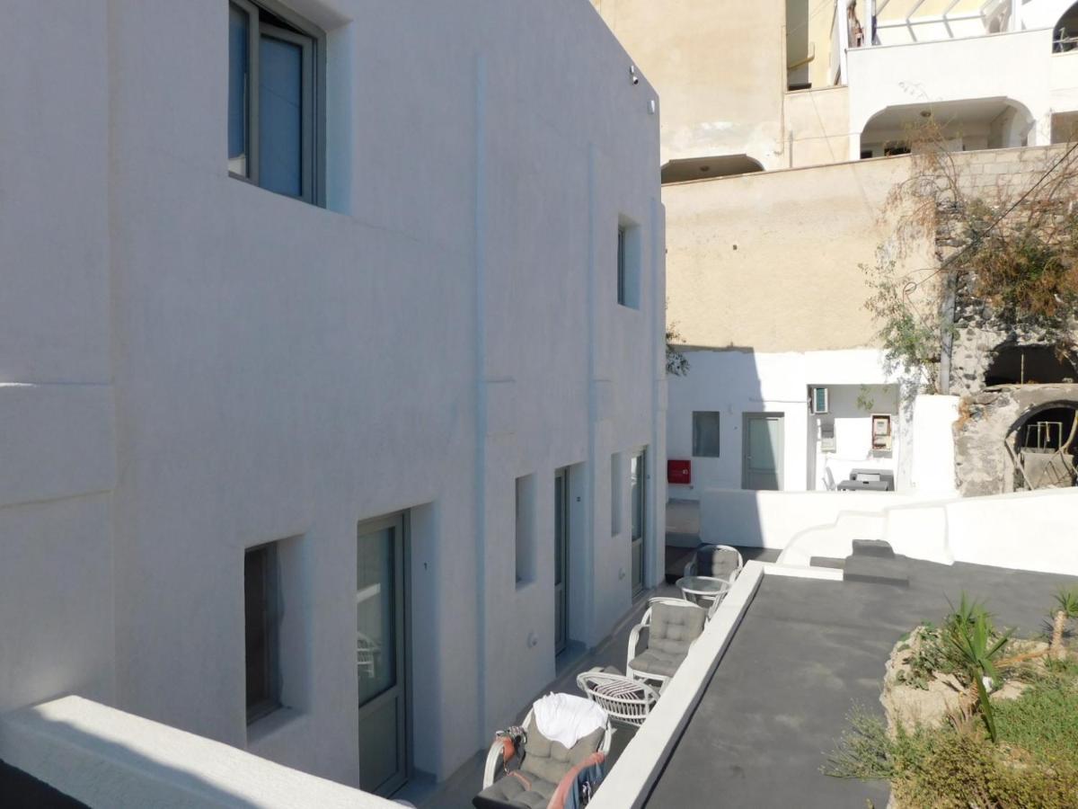 ثيرا Calm Center Rooms المظهر الخارجي الصورة
