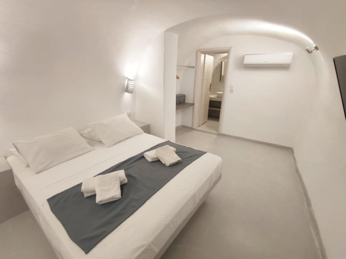 ثيرا Calm Center Rooms المظهر الخارجي الصورة