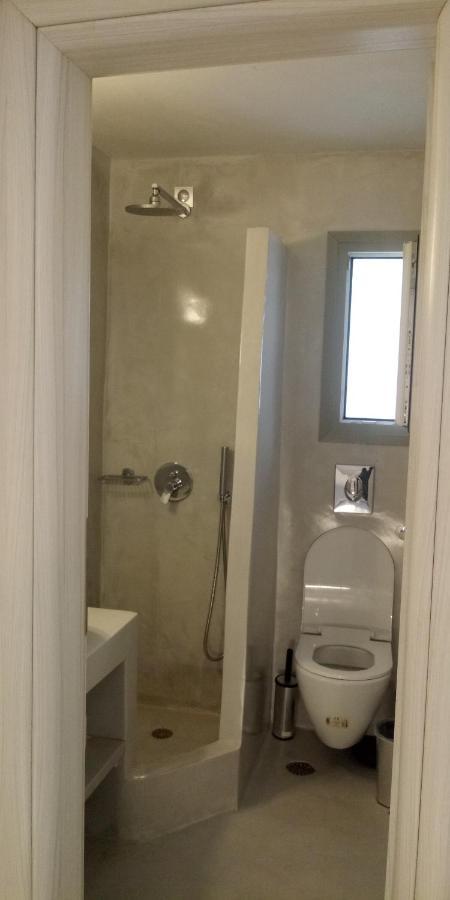 ثيرا Calm Center Rooms المظهر الخارجي الصورة