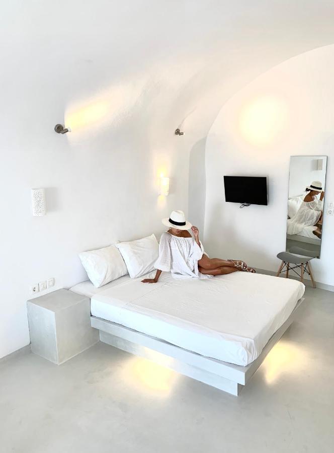 ثيرا Calm Center Rooms المظهر الخارجي الصورة